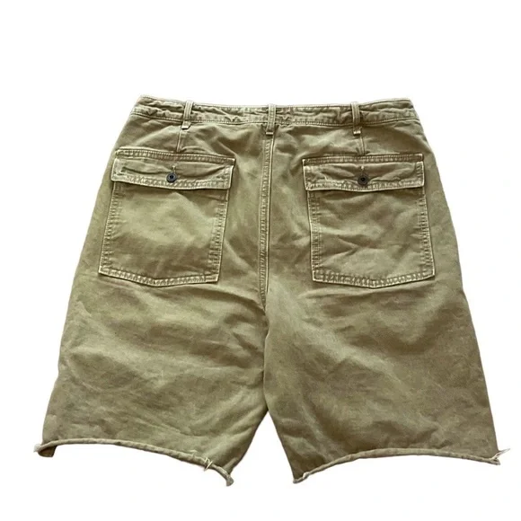 Abercrombie & Fitch Utility Short - Picture 2 of 10